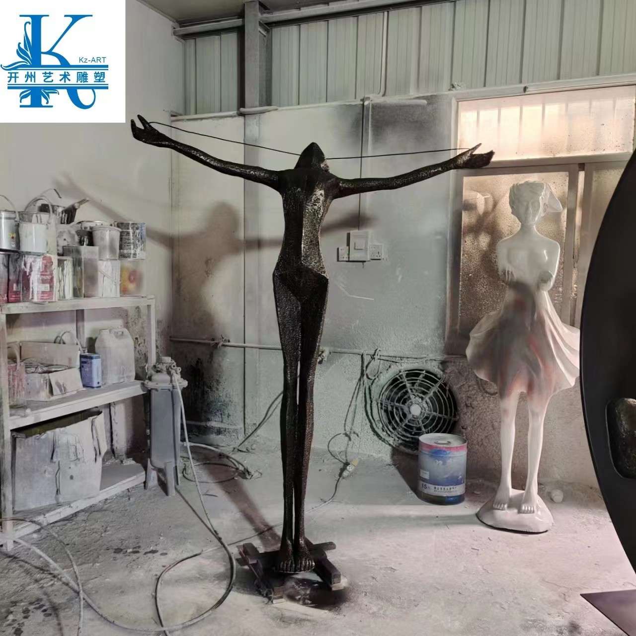 大型抽象肌理人物玻璃钢酒店大堂玄关装饰楼梯间雕塑工艺软装摆件