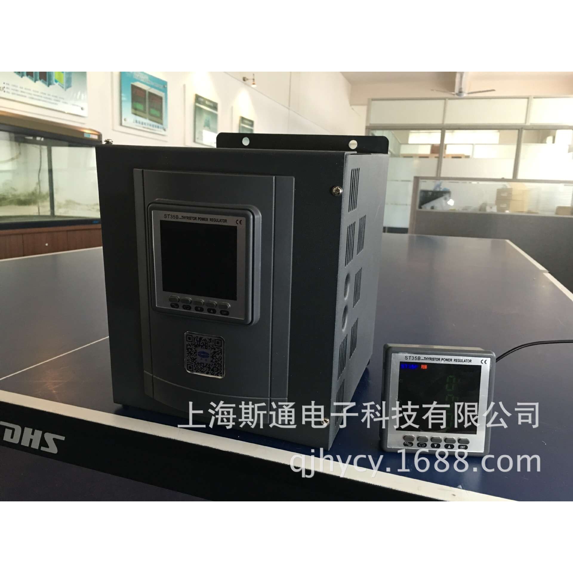 ST35B系列(250A)三相电力调整器 面板可外接显示电流电压和功率