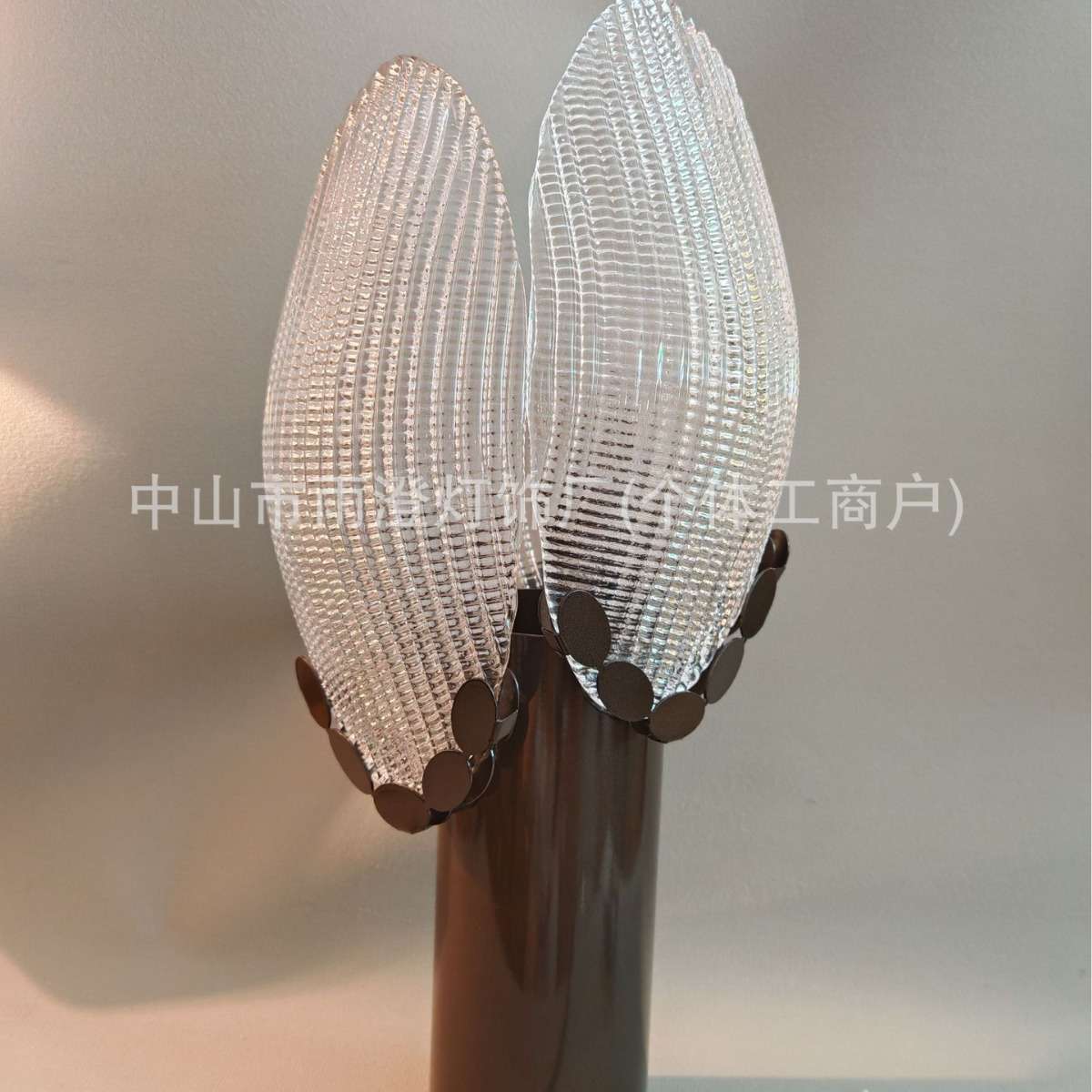 后现代装饰台灯时尚艺术北欧简约设计师款创意样板房卧室床头灯具