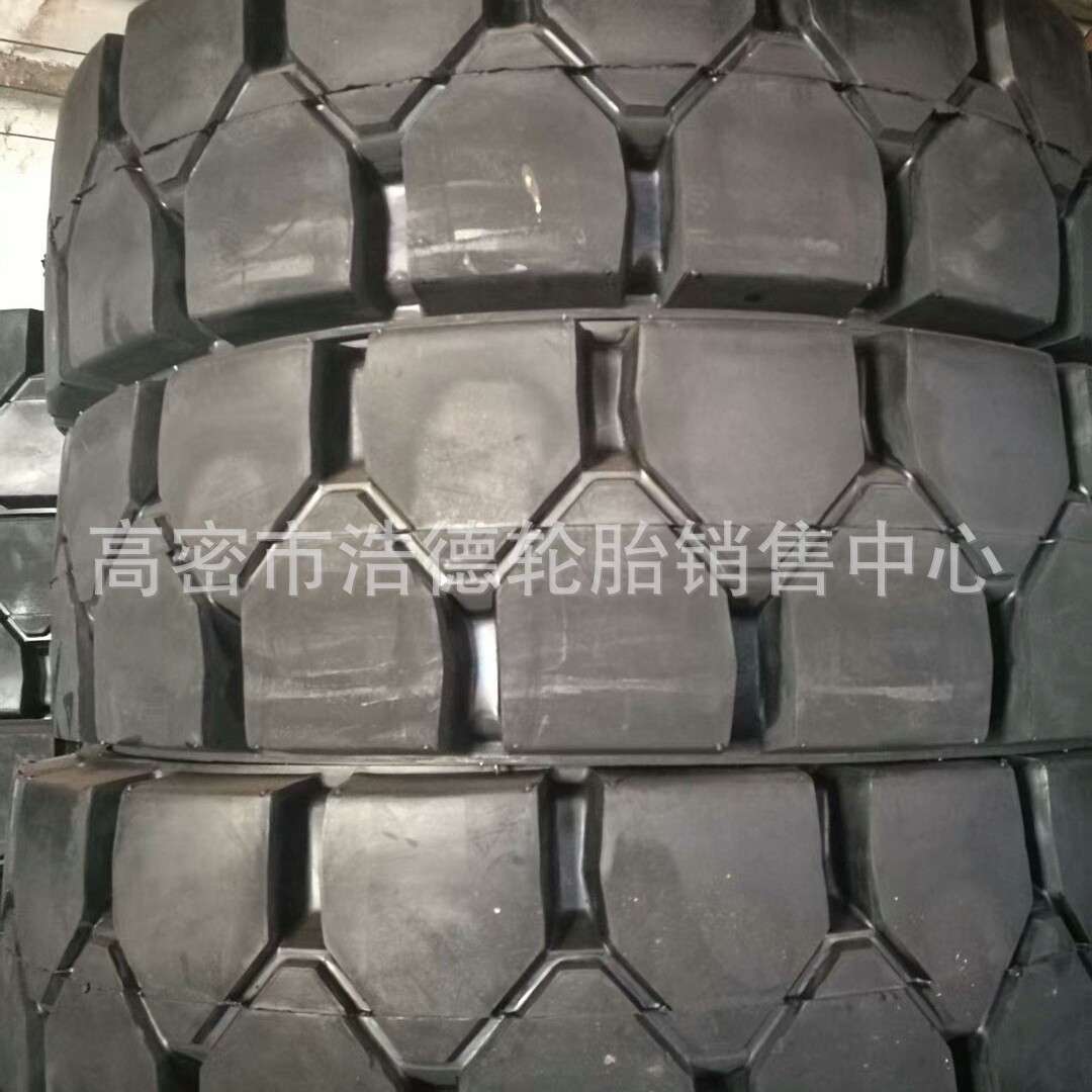 15*4.5-8 16*6-8 18*7-8叉车实心轮胎天然胶质耐磨厂家直销规格全