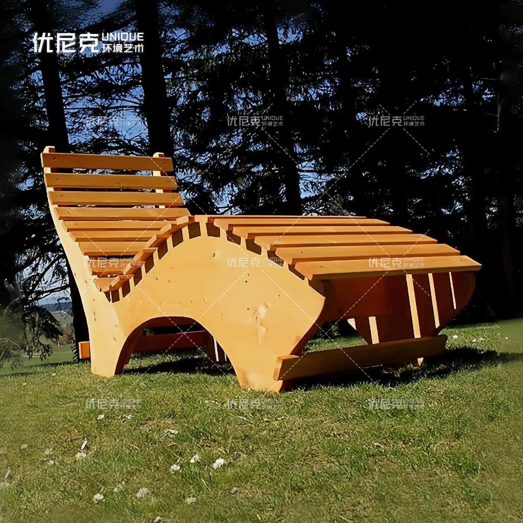 户外弯曲形躺椅酒店售楼处商场公园广场实木防腐创意公共休息躺椅