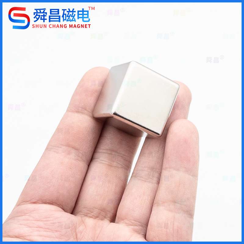 跨境现货钕铁硼正方形磁铁25x25x25立方体强磁铁高性能吸铁石磁钢