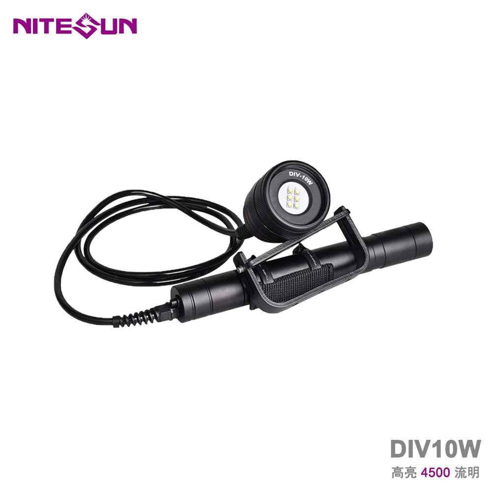 跨境款DIV10W 潜水摄影补光手电筒30W大功率 防水150米IPX8潜主灯