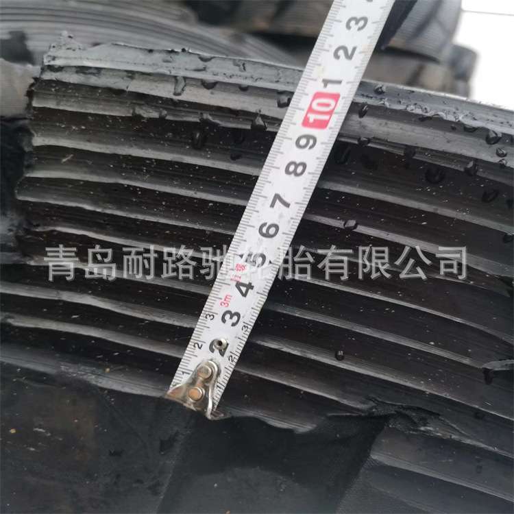 50装载机防爆轮胎23.5-25加深40层级耐磨防刺扎铲车