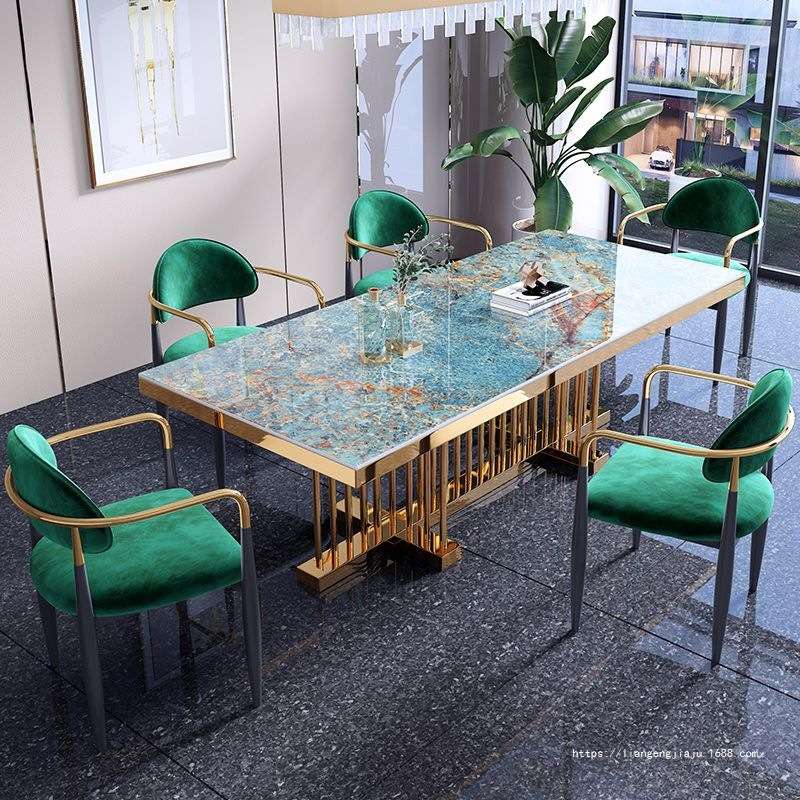 轻奢岩板餐桌椅组合高端餐厅家用小户型餐桌亚马逊绿色吃饭桌子