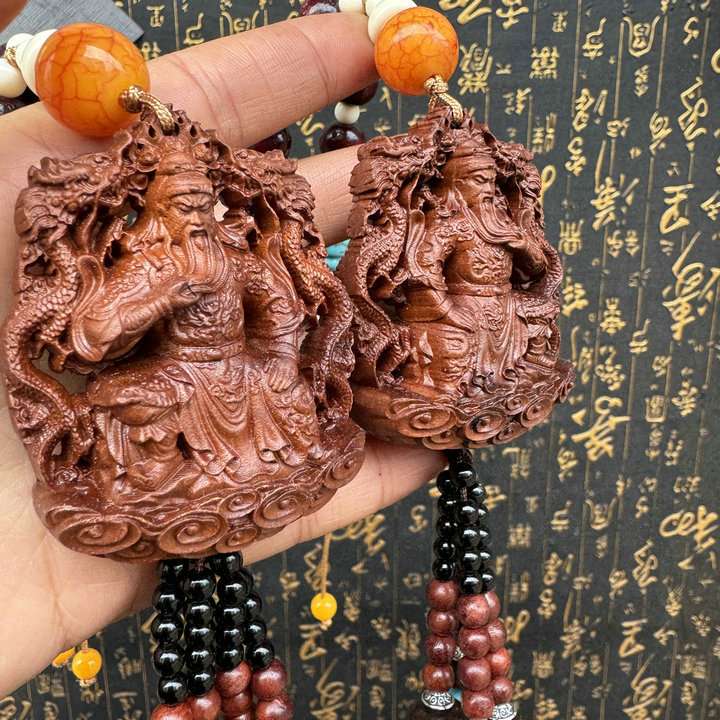 枣木车挂关公挂件工艺品木质创意木制品双面雕刻镂空雕刻老枣木