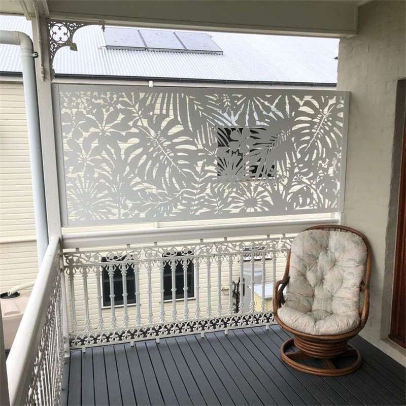 新中式轻奢屏风 餐厅客厅办公室切割护栏 庭院雕花板玄关金属隔断