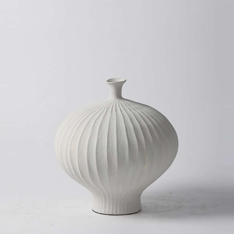 简约现代细口陶瓷花瓶样板间售楼处软装饰品白色花器餐桌玄关摆件