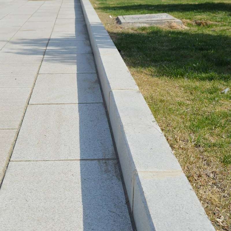 厂家直销石材芝麻白火烧板 荔枝面光板花岗岩芝麻灰芝麻黑