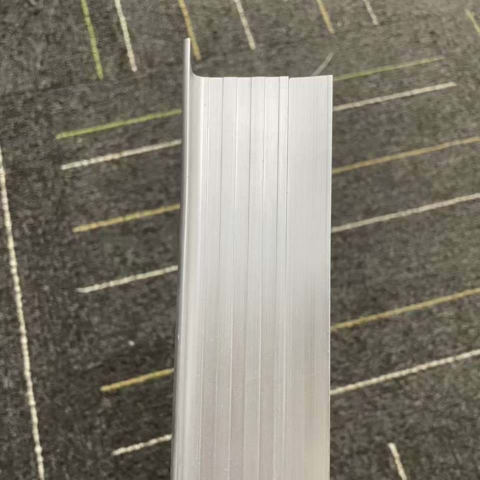 美硕厂家直销金刚砂防滑条台阶踏步止滑条水泥金刚砂防滑条