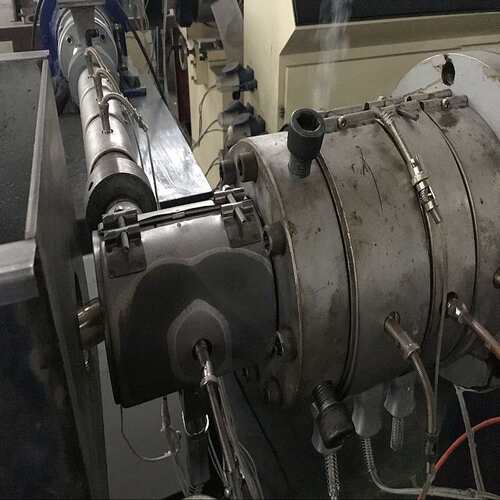 软质PVC管生产线 PU软管挤出机 PC硬管生产线设备 塑胶管挤出机器