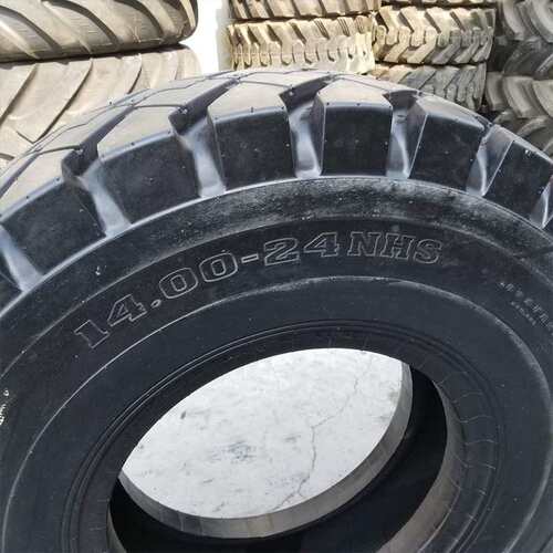 1400-24轮胎 宽体车轮胎  M778花纹矿山工程轮胎