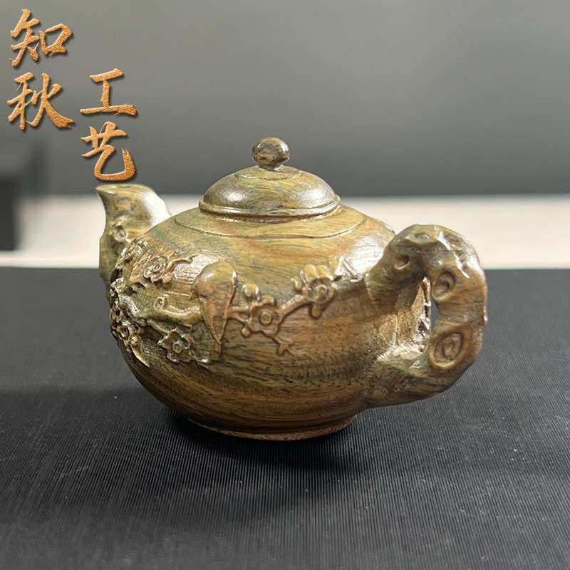 绿檀木雕刻把把壶喜上眉梢雕刻把件办公室家居工艺品摆件厂家