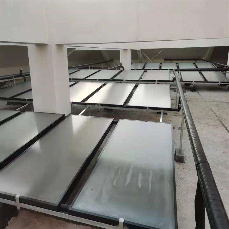 上海社区卫生服务空气能热泵结合平板太阳能集热系统欧麦朗