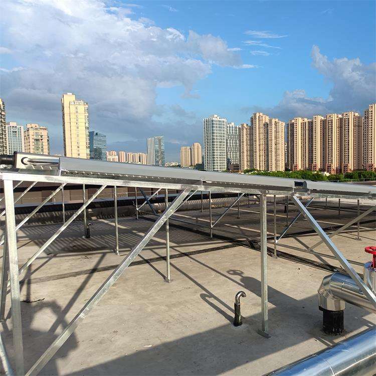 苏州商业服务中心太阳能热水系统 58-1800-50太阳能集热器厂家
