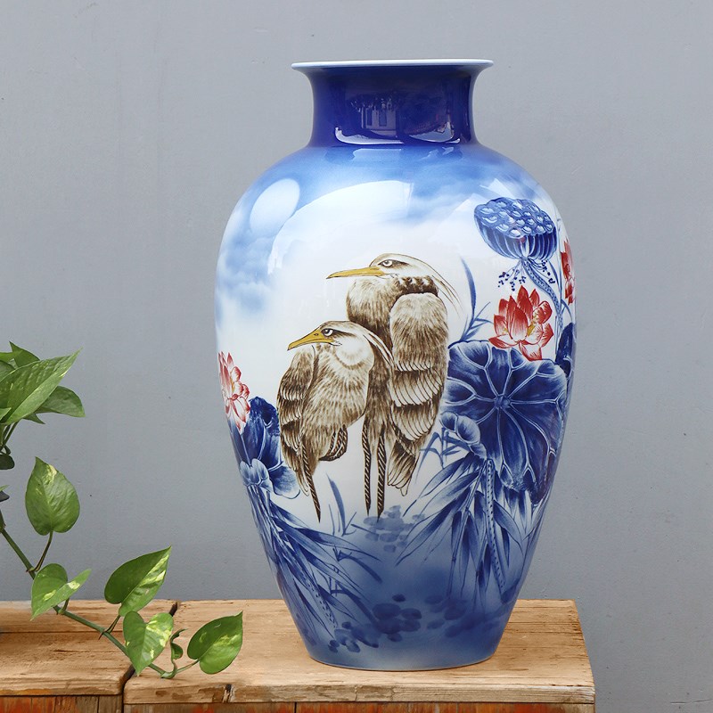 景德镇陶瓷花瓶中式青花瓷手绘客厅电视柜玄关家居摆件吴国军仙鹤