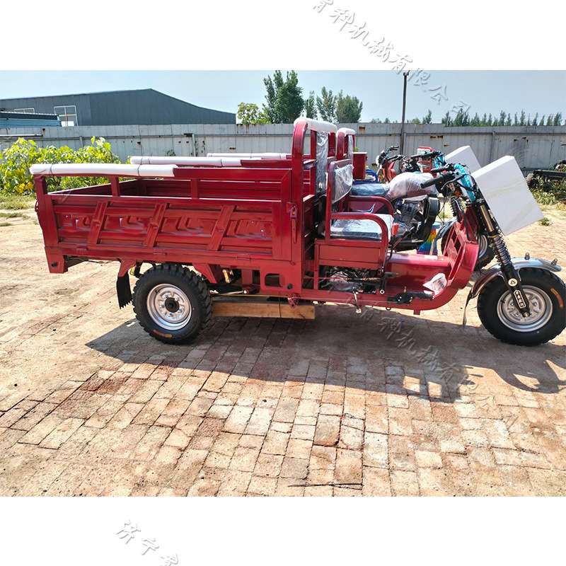 汽油摩托三轮车 工地运输带高低速自卸车 山区载货农用自卸翻斗车