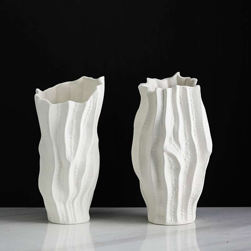 现代简约珍珠色陶瓷珊瑚纹理几何插花器花瓶工艺品摆件样板房饰品