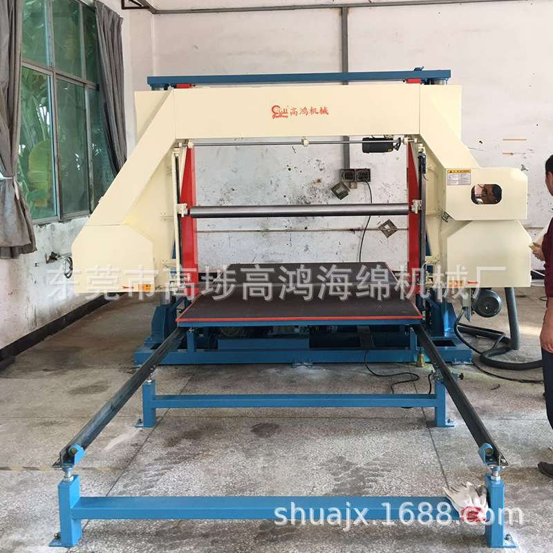 厂家供应卧式路轨泡绵平切机特殊异形海绵平行切割机械发泡设备