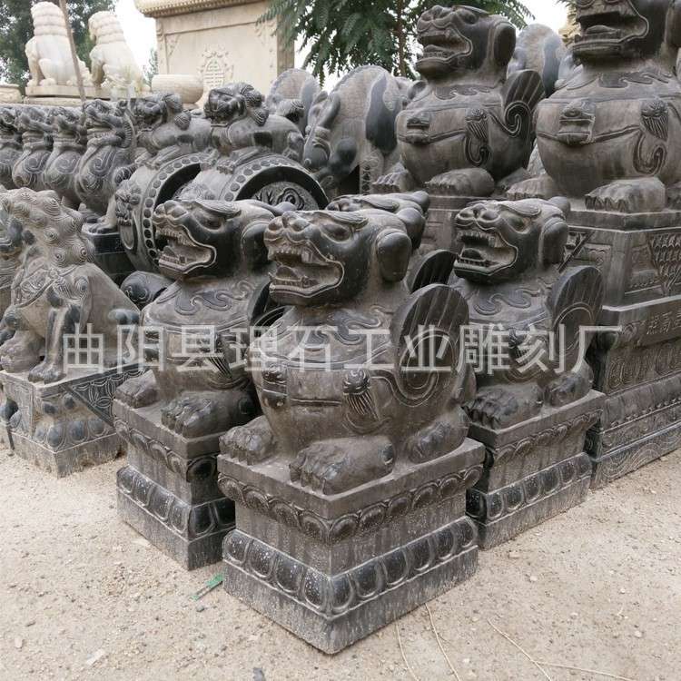 供应青石貔貅一对 石雕仿古貔貅门口摆件 石头貔貅厂家