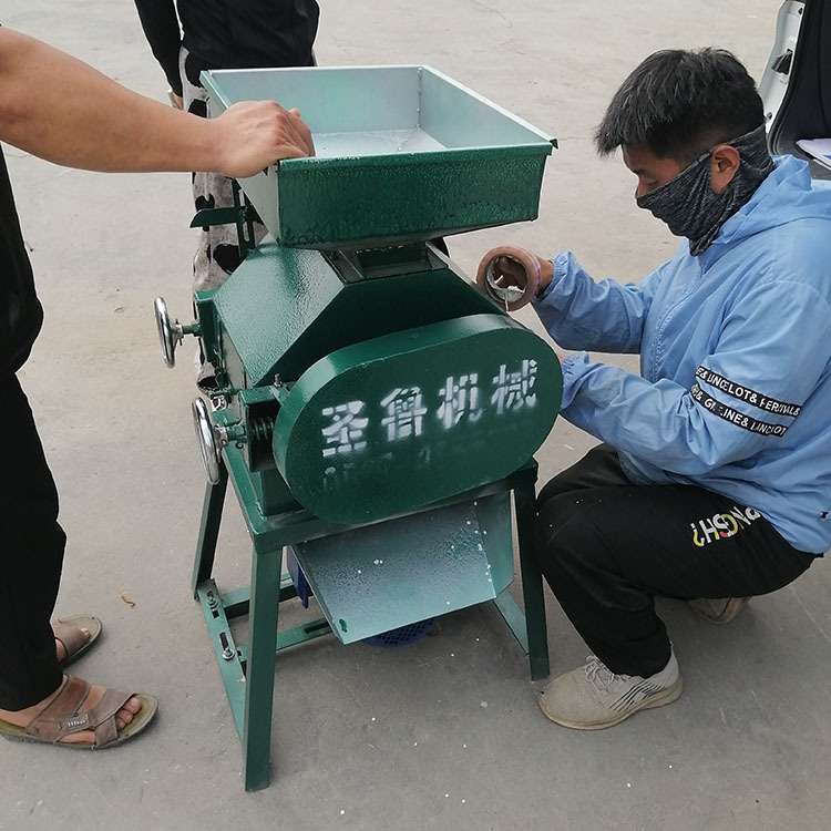 两相电豌豆破瓣机 对辊式花生破碎机 黄豆挤扁机