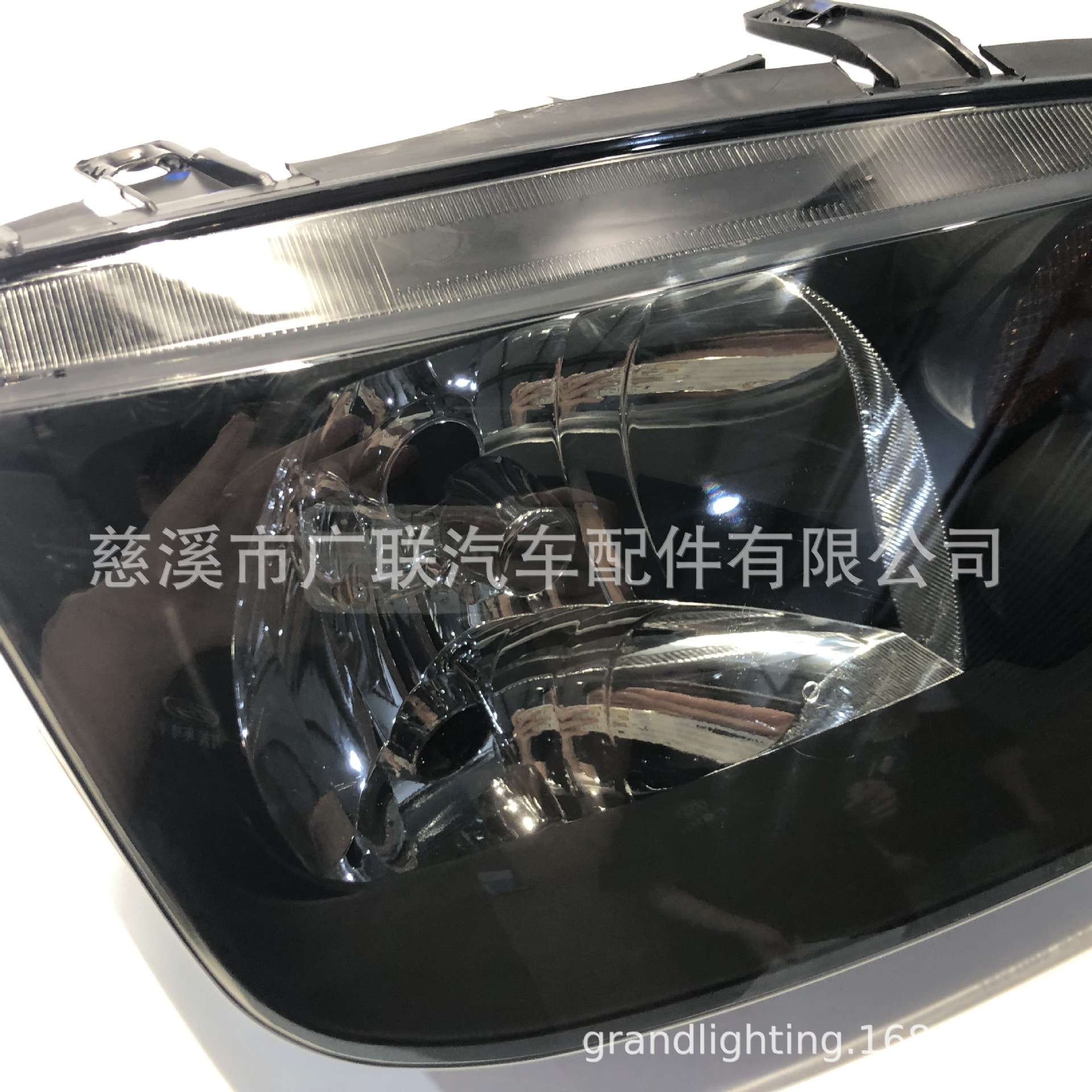 头灯 99-05 捷达第四代 汽车大灯 厂家直供