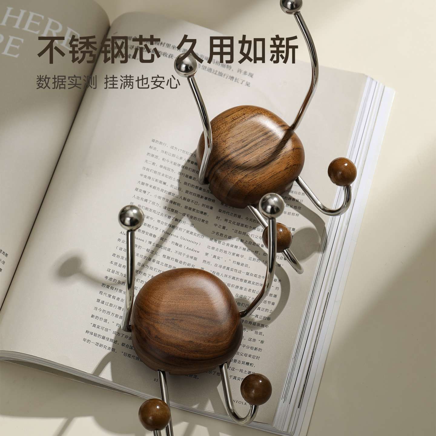 卫生间吹风机支架 壁挂式吸盘免打孔风筒置物架子电吹风挂钩架