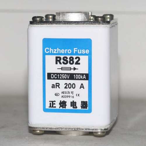 RS82Z RS82 500V 200A 160A 150A 120A 100A 75A 50A快速熔断器
