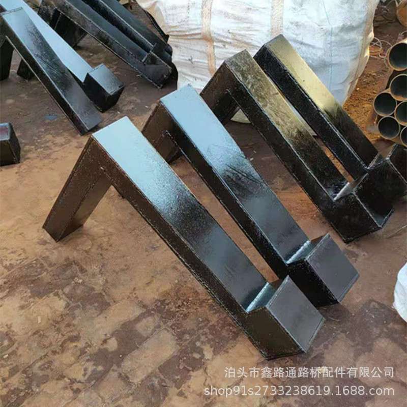 桥梁配件钢制Z型排水管异型管雨水斗支持来图来样高速桥梁排水