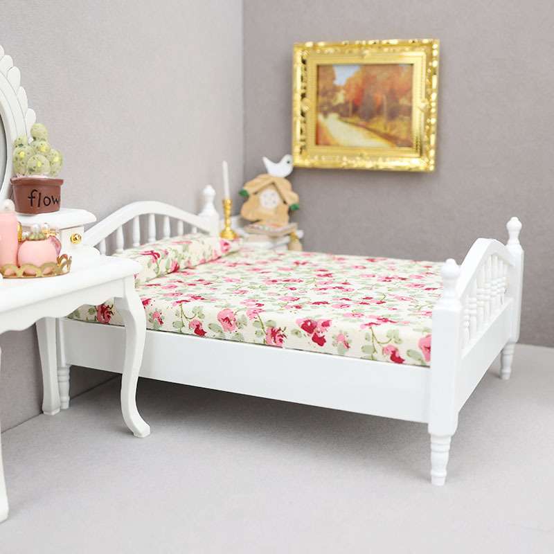 1:12迷你娃娃屋dollhouse家具清新小花簇卧室床单品拍摄道具摆件