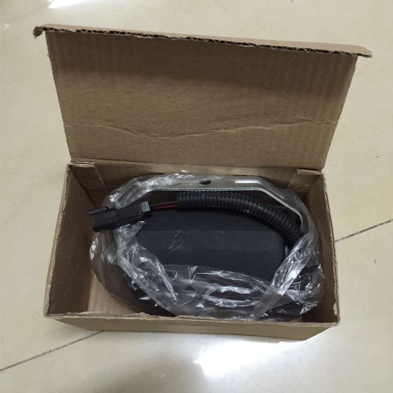 驾驶室配件 PC200-8挖掘机工作灯 20Y-53-15210