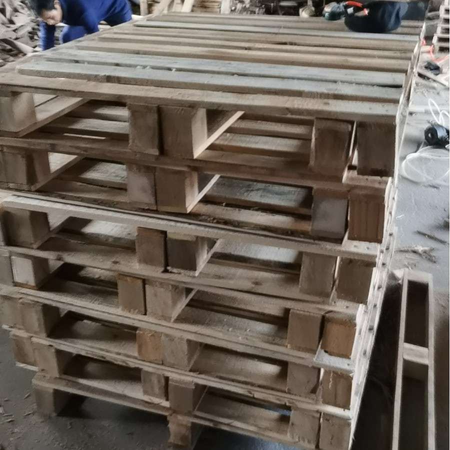 源头厂家卡板物流托盘叉车木托盘垫板实木环保仓储专用木制长方形