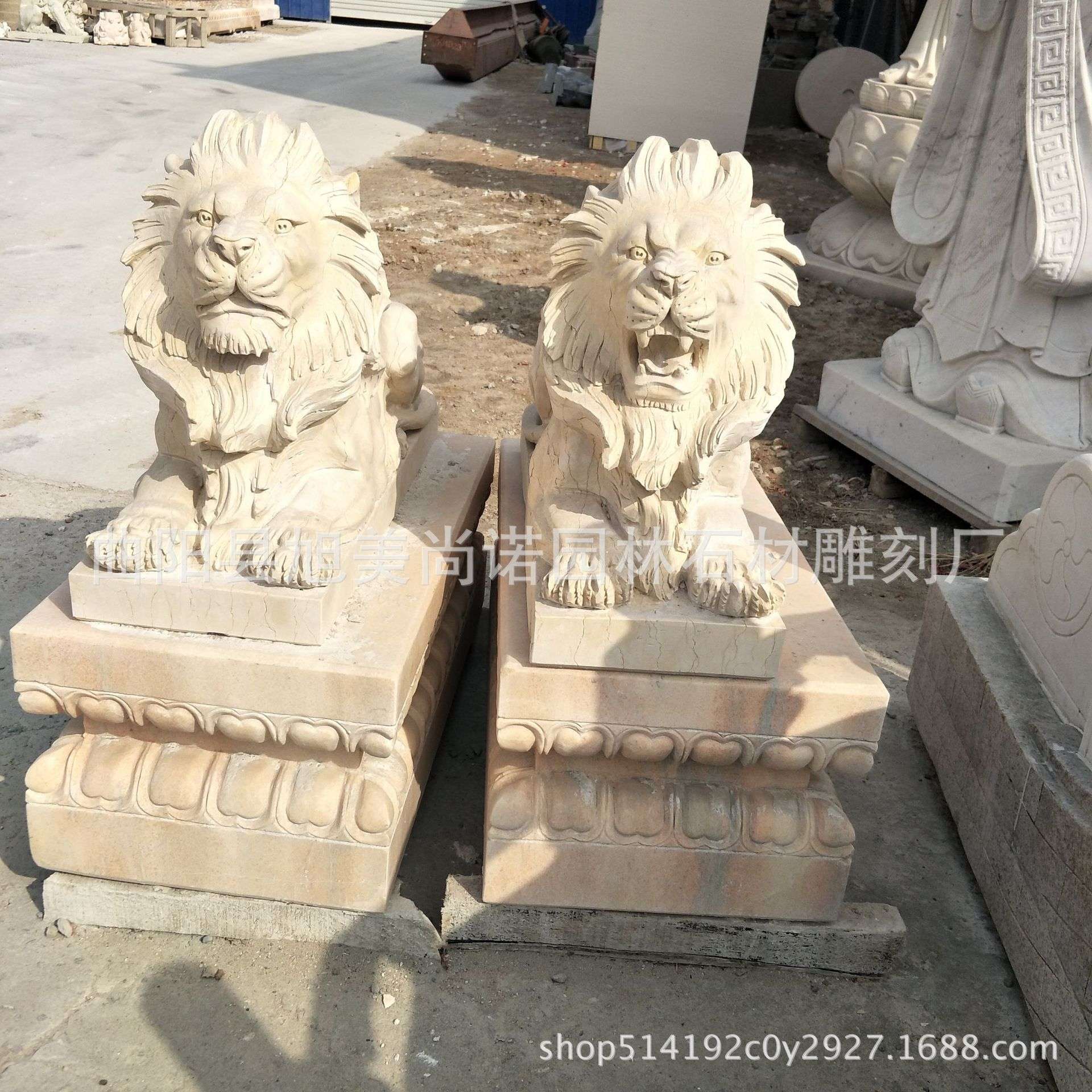 石雕狮子 欧式走狮 晚霞红爬狮  园林爬狮摆件 传统狮子浮雕石材