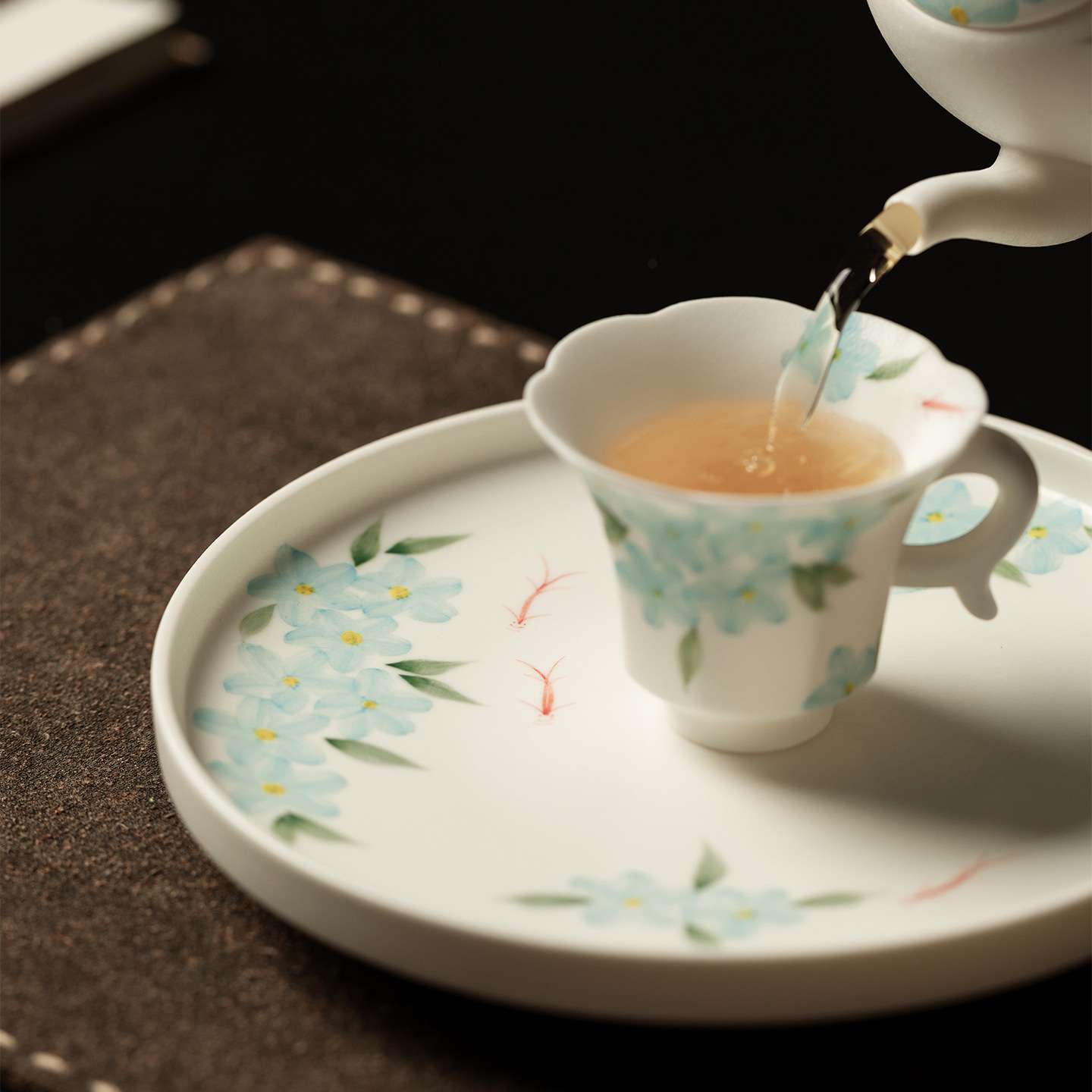 墨己雪花白哑光手绘蓝芳鲤影陶瓷壶承茶道配件家用干泡盘茶点盘