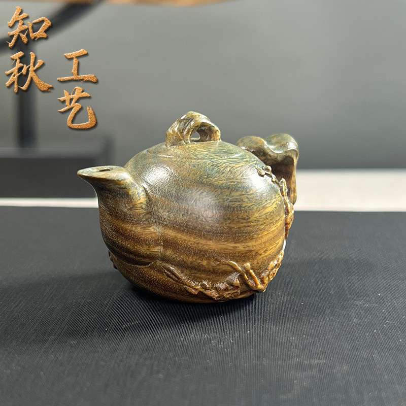 绿檀木梅花把把壶手把件雕刻摆件办公室书房茶桌摆工艺品茶宠