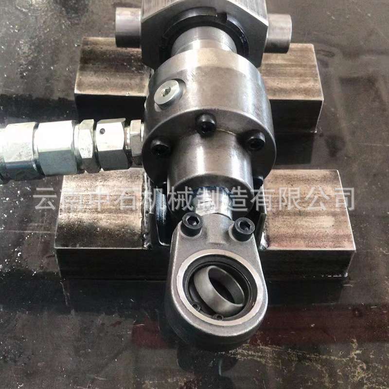 厂家生产攀钢轨梁厂轧机接钢爪CD250E裙板缓冲液压工程用液压缸