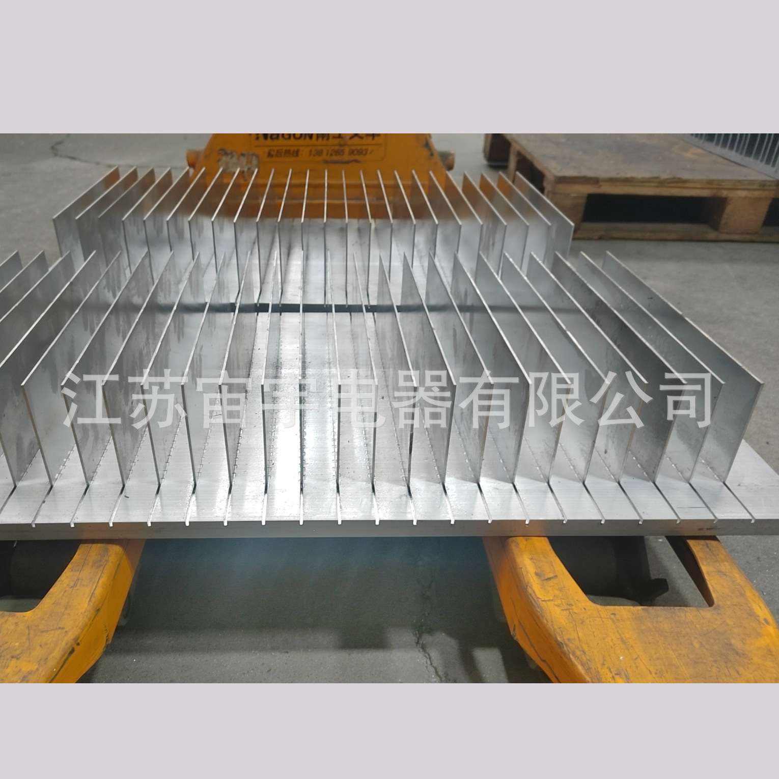 可拿样工业铝型材散热器电子散热器加工高密齿散热器线切割镍铁