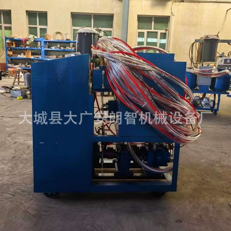 冷库发泡 聚氨酯外墙小型发泡剂黑白料保温喷涂机发