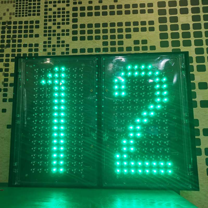交通路口600*800点阵倒计时数字显示指示灯P25户外红绿双色显示屏