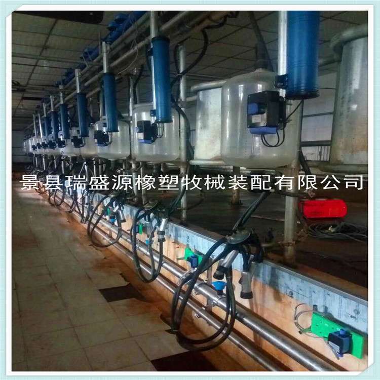 挤奶设备挤奶机配件 奶厅自动挤奶机 红外线电子计量器