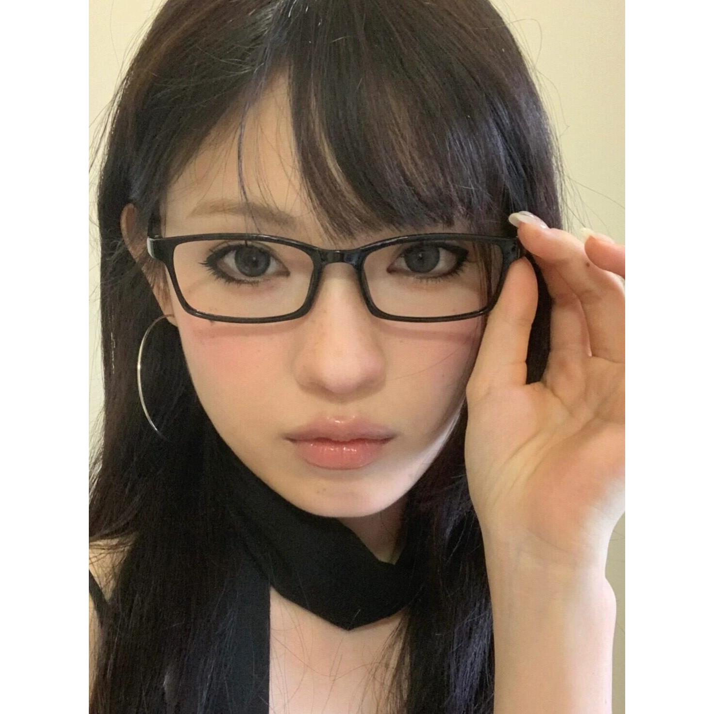 古早漫画眼镜黑色方形cos网红拍照凹造型可配近视纯欲风日系轻巧