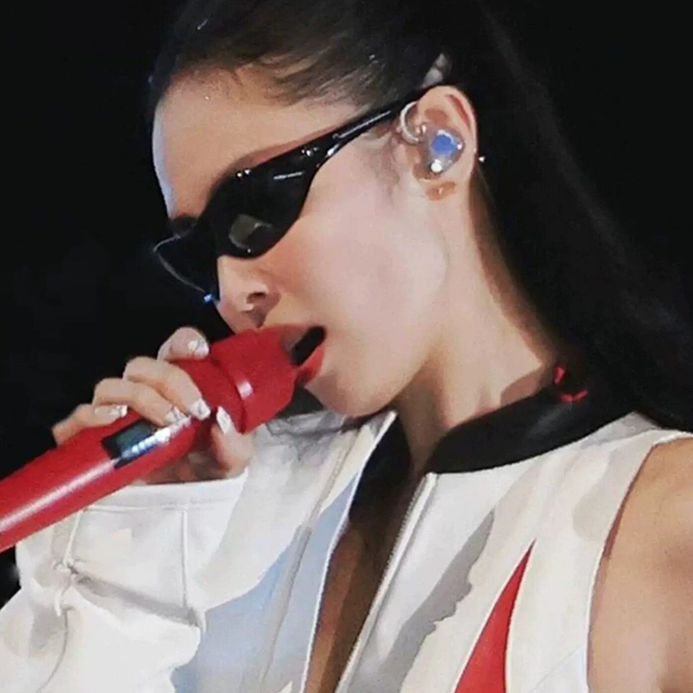 Jennie同款墨镜发箍女潮欧美辣妹风椭圆猫眼黑色高级网感太阳眼镜