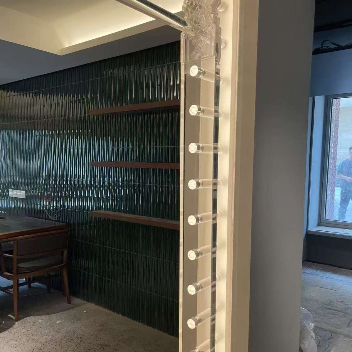 亚克力水晶柱雕刻花纹有机玻璃透明建筑装饰榫卯加工制作