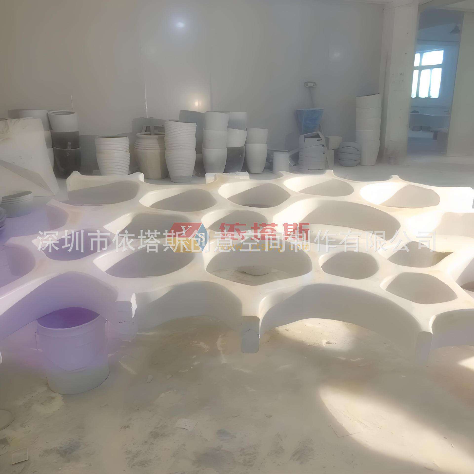 厂家白色玻璃钢围墙美陈装饰个性网纹墙面装饰 商务淡雅装修