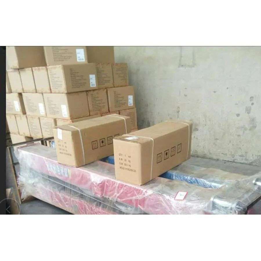 大型轮胎平衡机汽车卡车客车工程机械通用轮胎平衡机