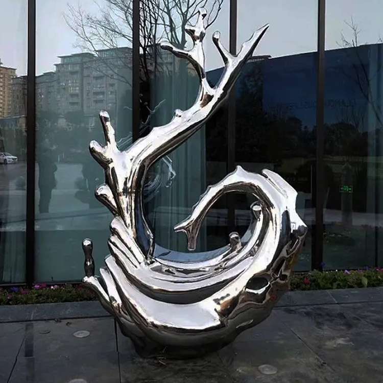 现货不锈钢雕塑户外大型广场公园园林景观动物落地摆件几何鹿雕塑