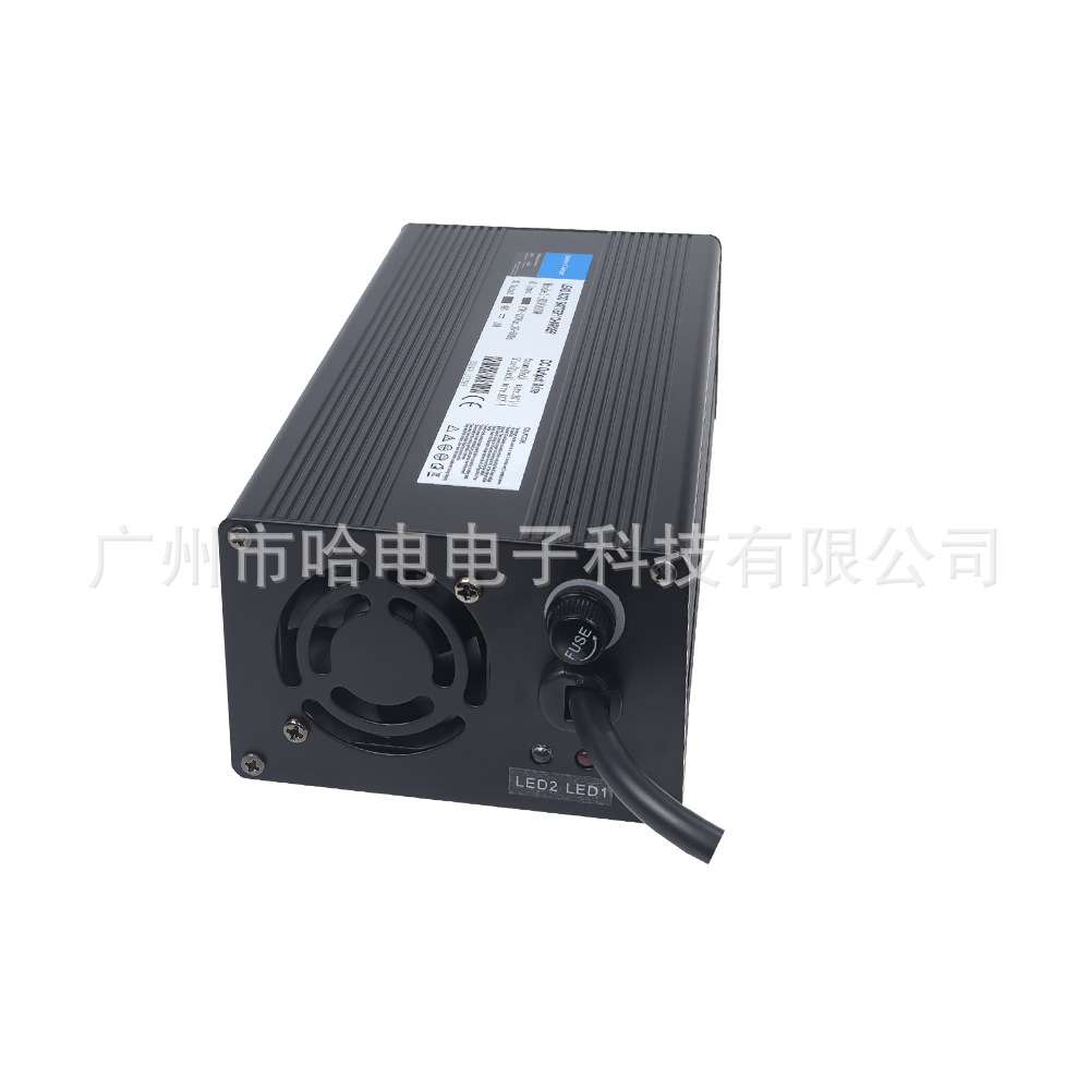 24Vdc 20安培 扫地机  清洁机 LiFePO4 29.2V 24V 20A电池充电器