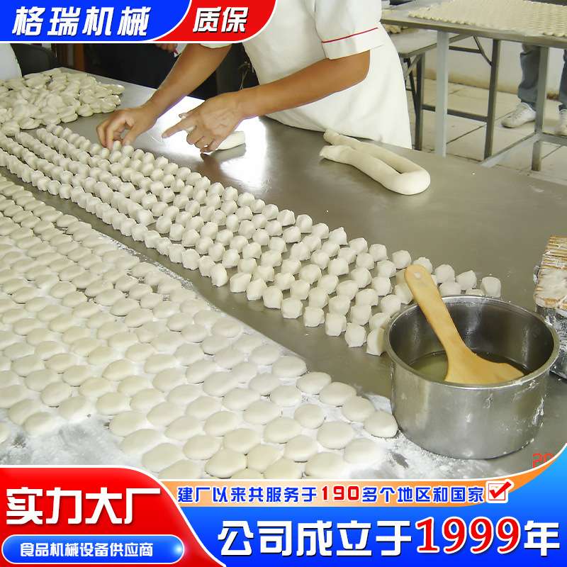 全自动烤鸭饼仿手工烙花烤鸭卷饼皮机 四排春饼荷叶饼机设备