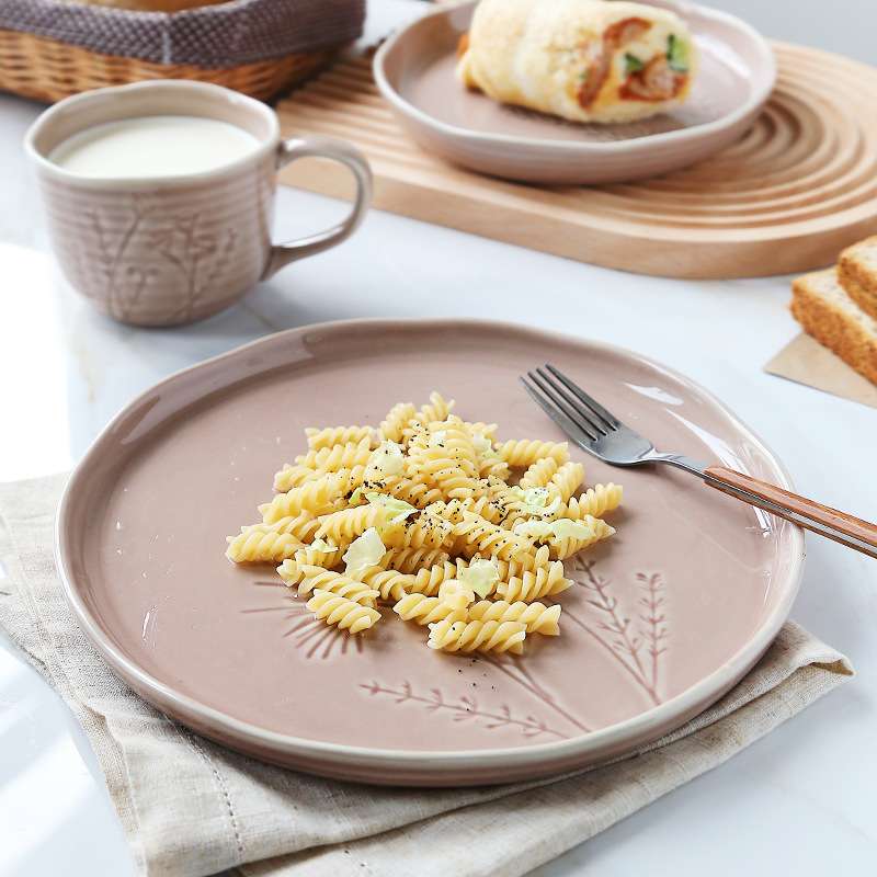 复古浮雕餐具 釉下彩一人食碗碟陶瓷早餐杯套装阴雕凹雕8寸菜盘子