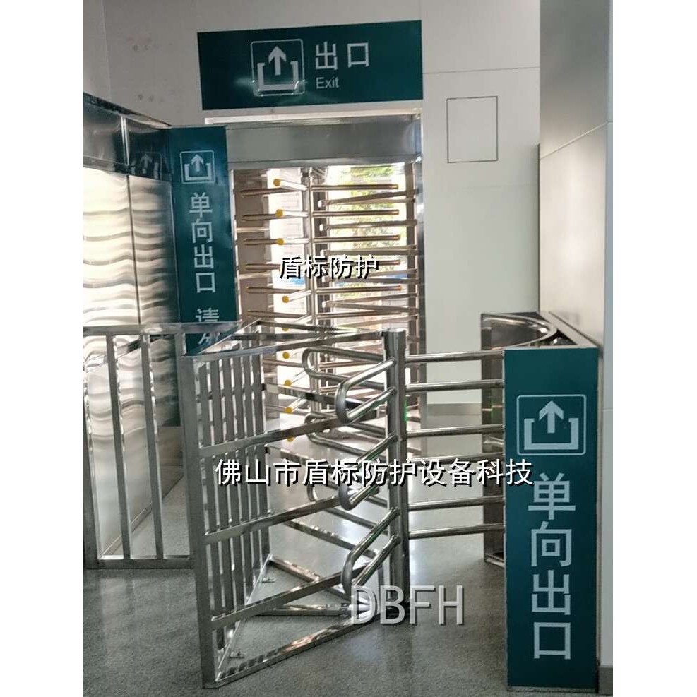 车站不锈钢手动单向转闸 人行通道单向出入口 单向通行栅栏半高门